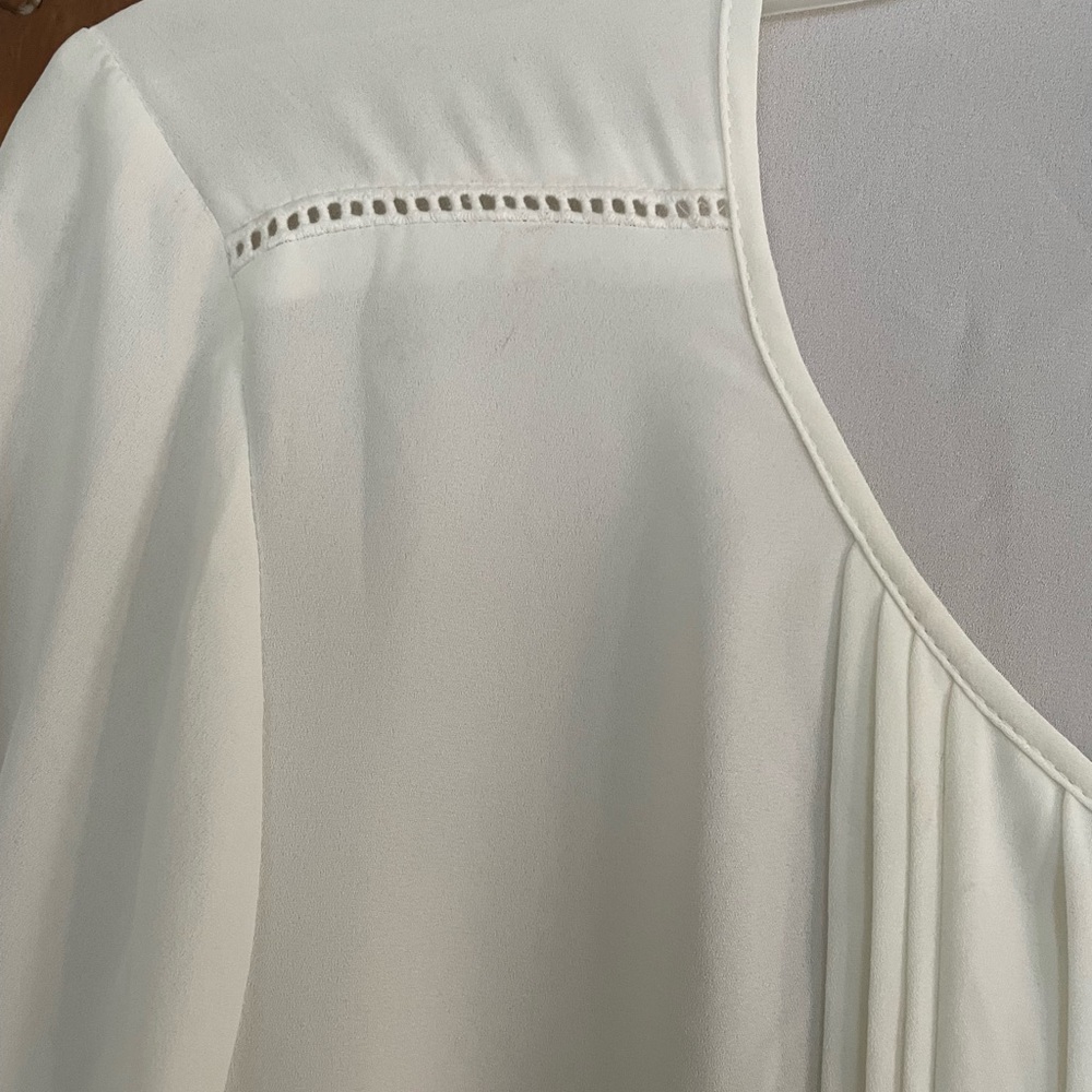 NWT Dana Buchman Ivory LS Blouse 10 - Picture 3 of 7